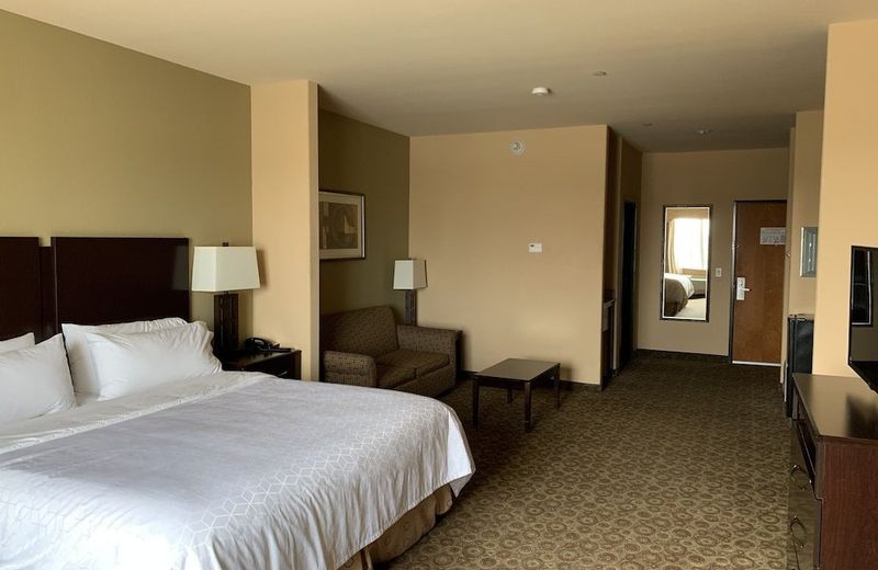 Holiday Inn Express & Suites Pecos, an IHG Hotel