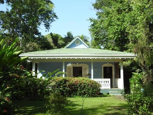 Playa Negra Guesthouse