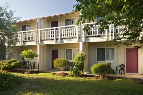 Wellfleet Motel & Lodge