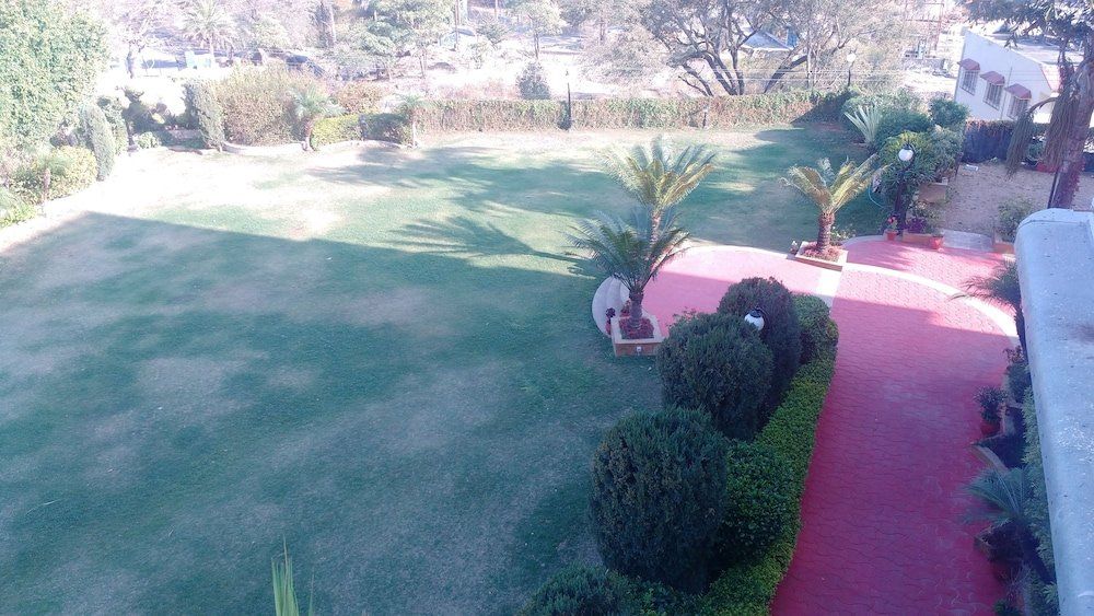 Outdoor Pictures 21