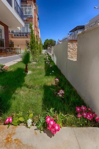 Outdoor Pictures 22