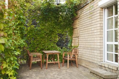 Outdoor Pictures 23