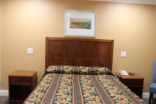 Fullerton Lodge