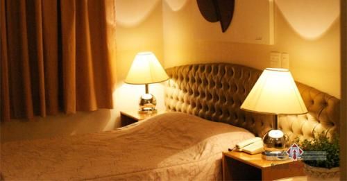 Augustus Plaza Hotel