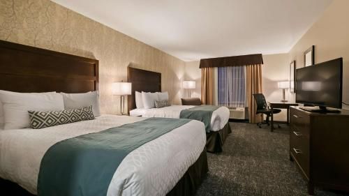 Best Western Plus Chestermere Hotel