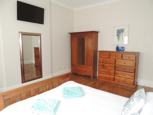Glenelg - Marina Retreat