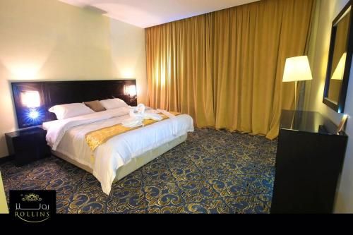 Rollins Hotel