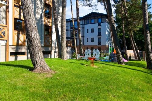Outdoor Pictures 24