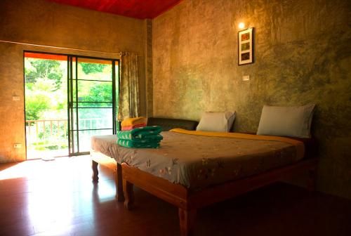 Maewin Guest House and Resort