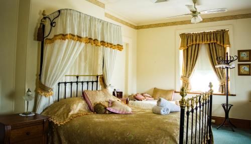 Segenhoe Inn Bed and Breakfast