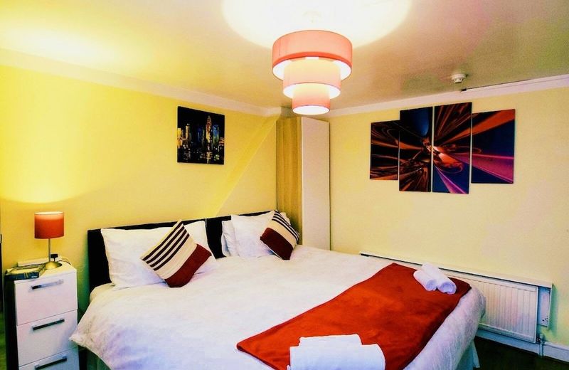 Gable Lodge London