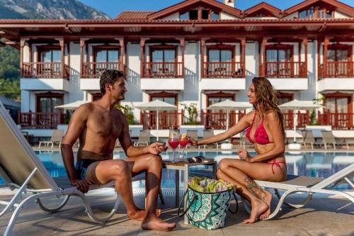 Outdoor Pictures 24