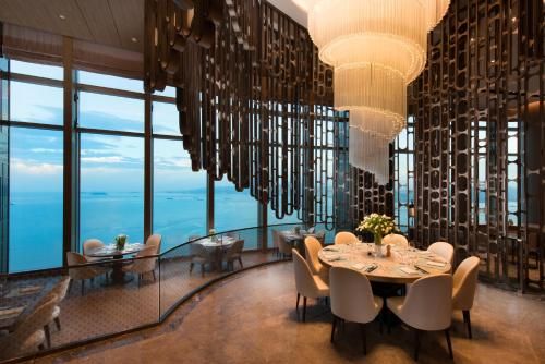 Conrad Xiamen-Free Mini Bar