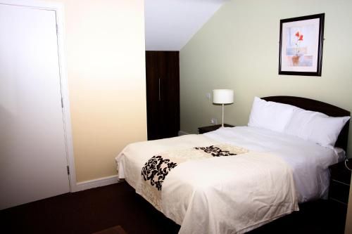 Burren Atlantic Hotel & Holiday Cottages