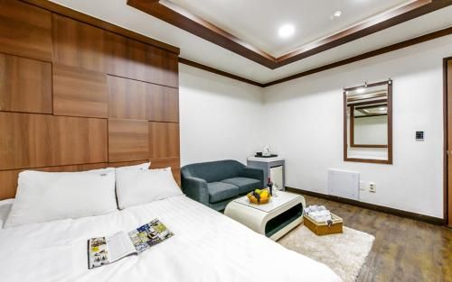 MK Hotel
