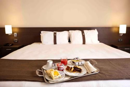 Inn Naples Airport