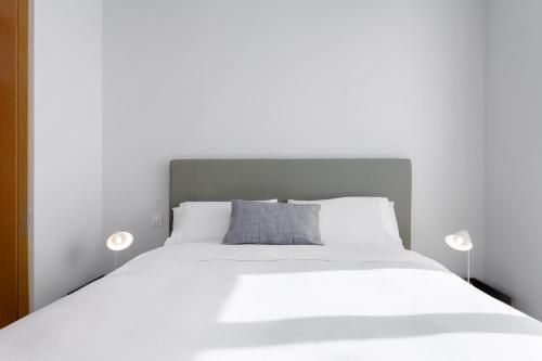 Home Art Apartments