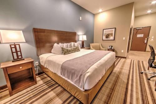 Best Western Plus Overland Inn