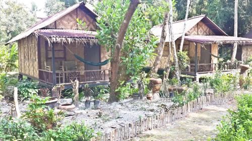 Bamboo Bungalows