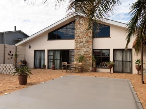 Chandelier House, Gordons Bay