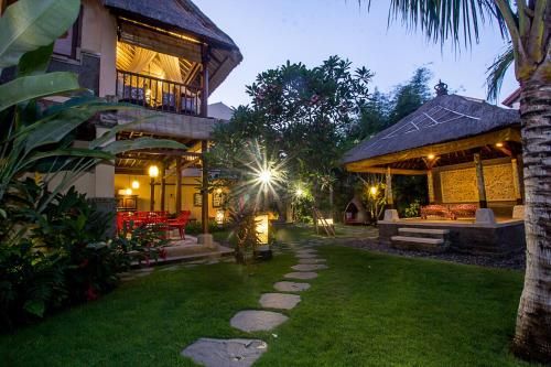 Outdoor Pictures 24