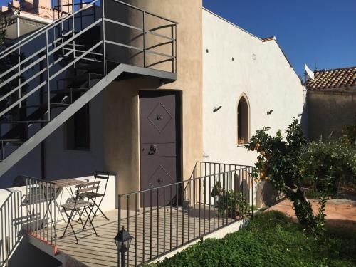 Villa Palamara 1868-La Torre sul mare