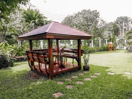 Outdoor Pictures 23