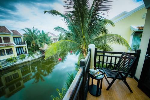 Outdoor Pictures 24