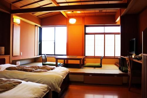 Yunoyado Hakusan Shobutei