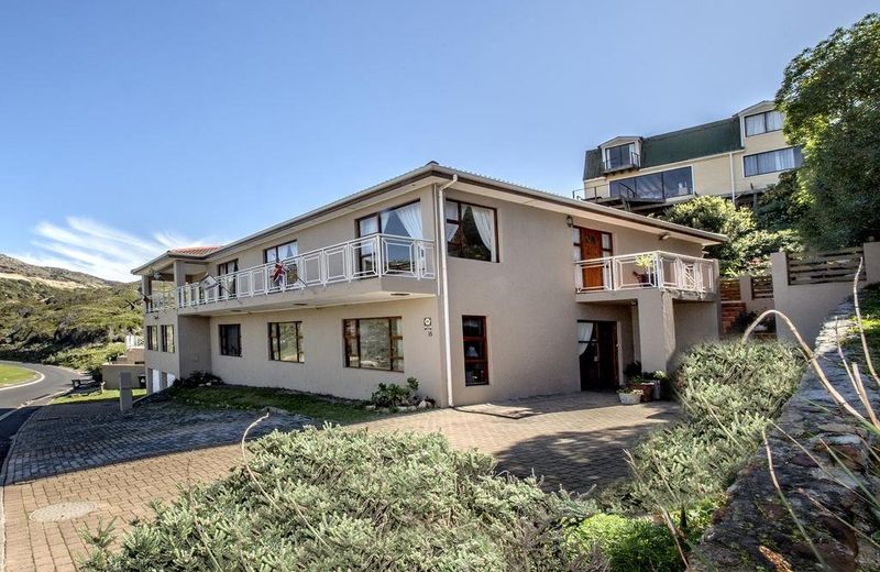 15 On Penguin Guest House