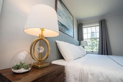South Landing Inn