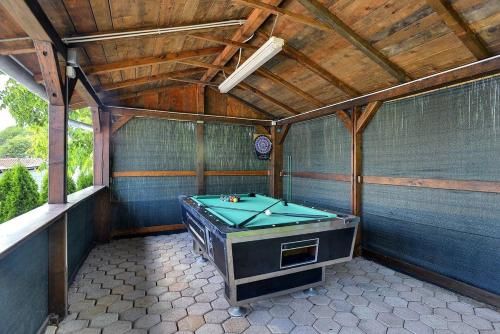 Outdoor Pictures 7