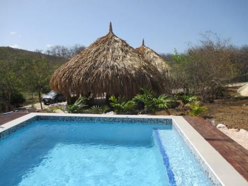 Don Genaro Apartments