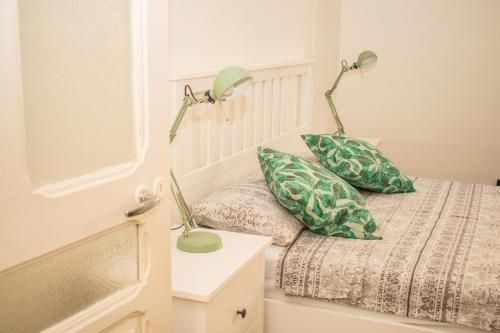 Vincenti Strait Street Suite
