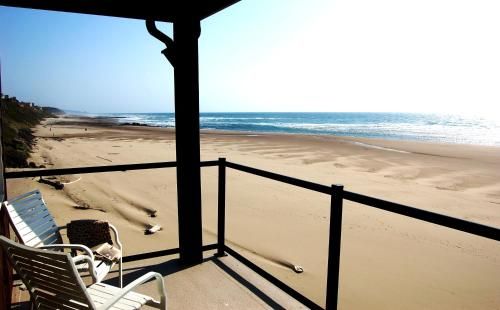 Beachfront Manor Hotel