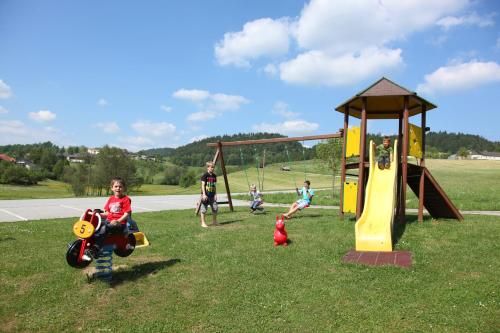 Outdoor Pictures 12
