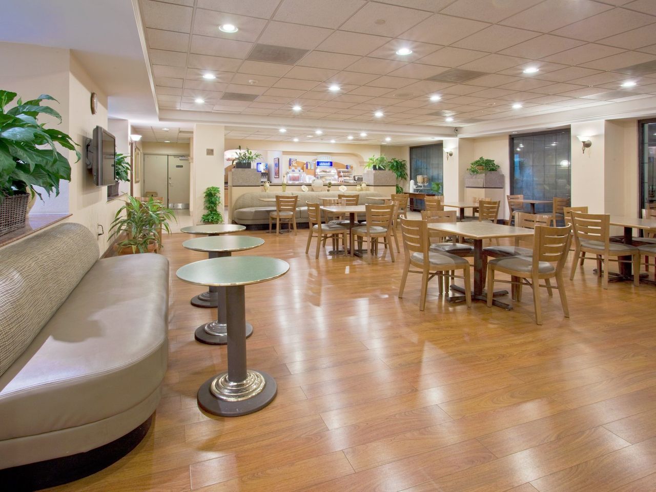 Holiday Inn Express Hotel & Suites Miami - Hialeah(Newly Renovated), an IHG Hotel