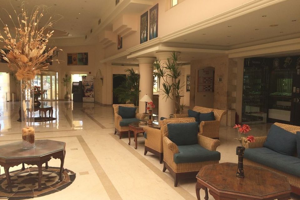 Coral beach rotana resort. Coral Beach Hotel Hurghada. Корал Бич отель Египет. Корал Бич отель Хургада. Отель Coral Beach Hotel Hurghada 4*.