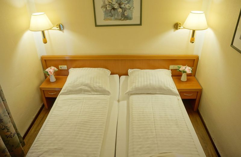 Hotel Opal