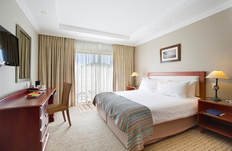 GARDEN COURT MOSSEL BAY