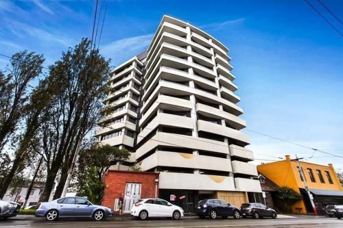 Beaumont Kew Apartments
