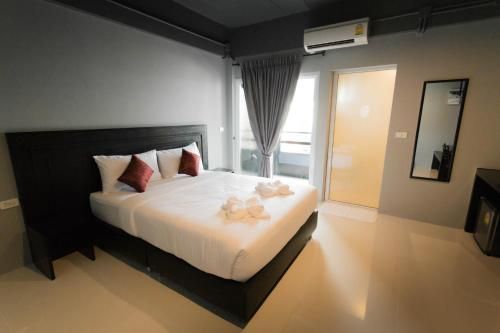 B-Black Hotel