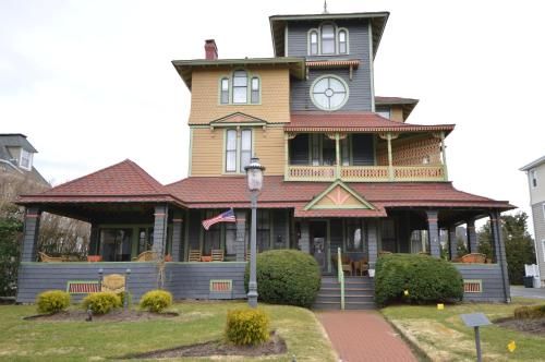 NORMANDY INN