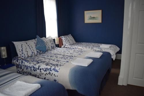 Gatwick Castle B&B