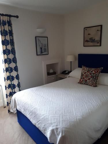 Bridgend Hotel