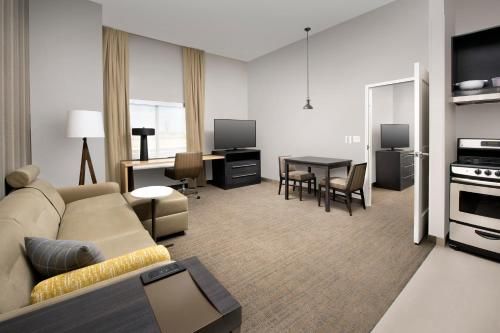 Residence Inn by Marriott Denver Airport/Convention Center