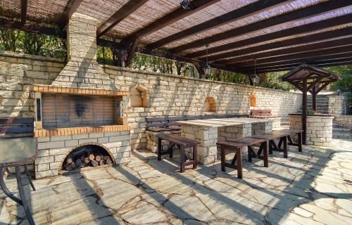 Outdoor Pictures 21