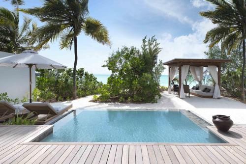 Fairmont Maldives, Sirru Fen Fushi