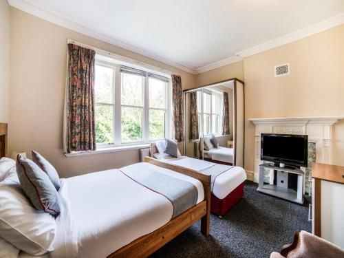 The Briary Hotel - Guest House