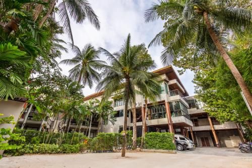 J4 Samui Hotel - SHA Plus